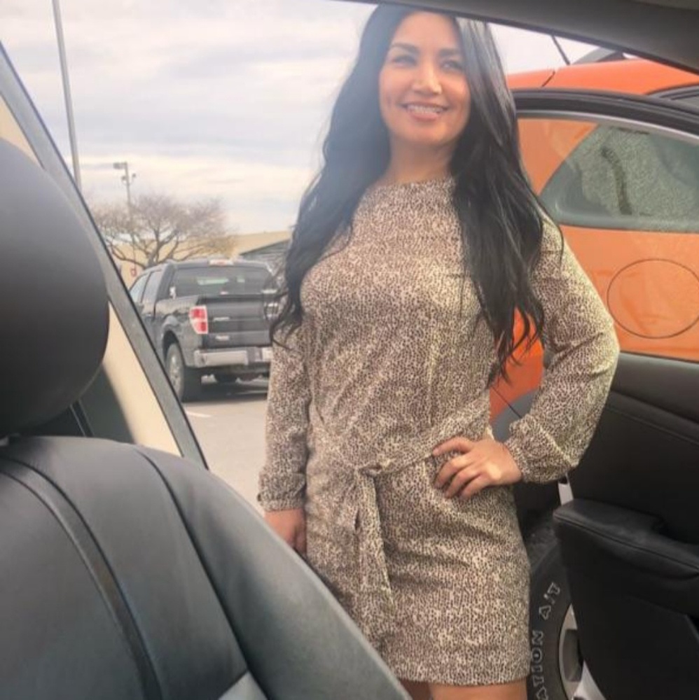 Meet your Posher, Connie